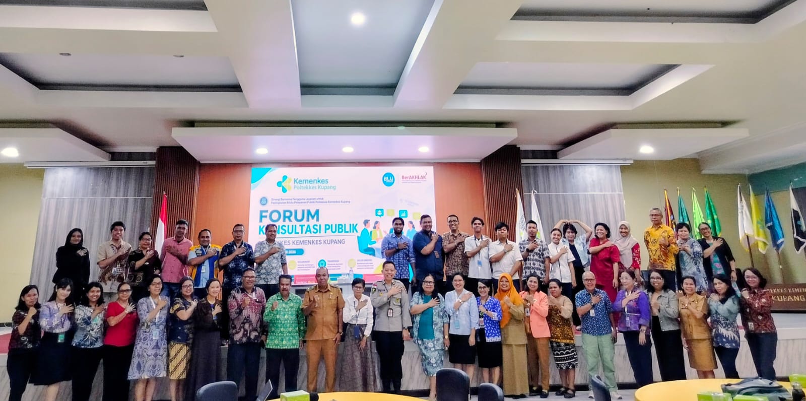 POLTEKKES KUPANG GELAR SOSIALISASI FORUM KONSULTASI PUBLIK UNTUK MENINGKATKAN KUALITAS PELAYANAN